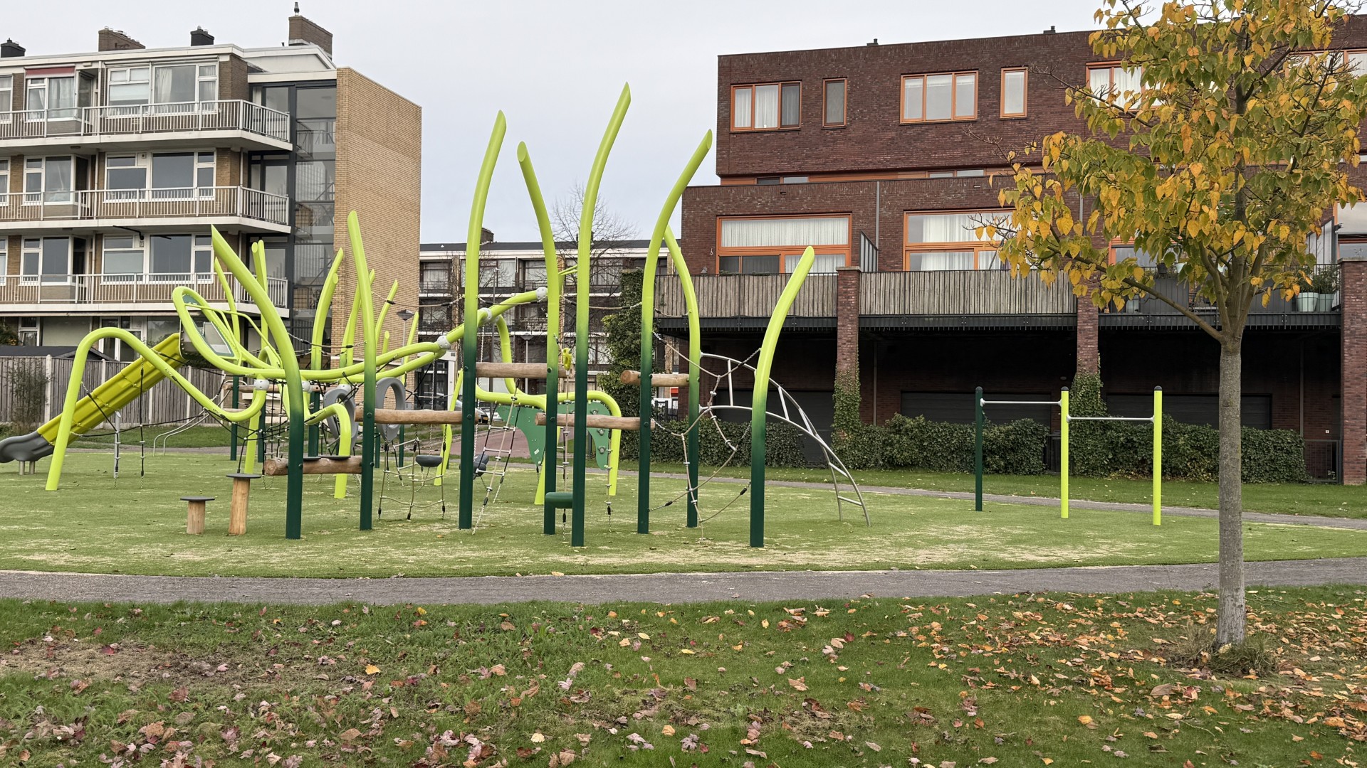 251020 Speelplek Pieter Loopuytstraat Schiedam